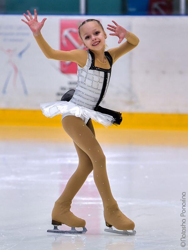 Агата Петрова 2019. Russian figure skating photographer from Saint-Petersburg