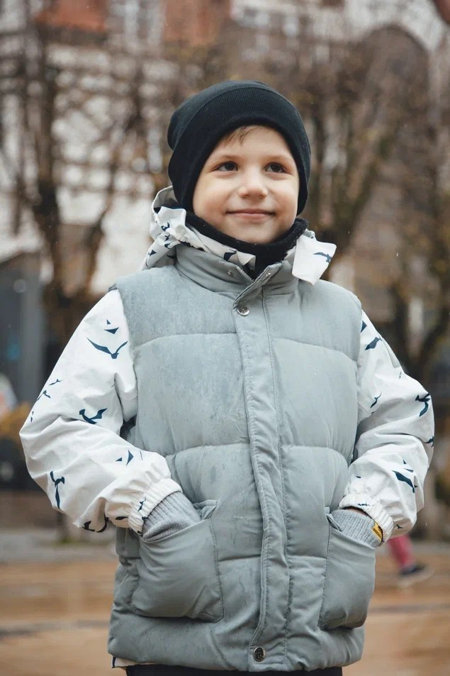 Семья в Зеленоградске / Шторм. Фотограф Калининград Илья Миллер