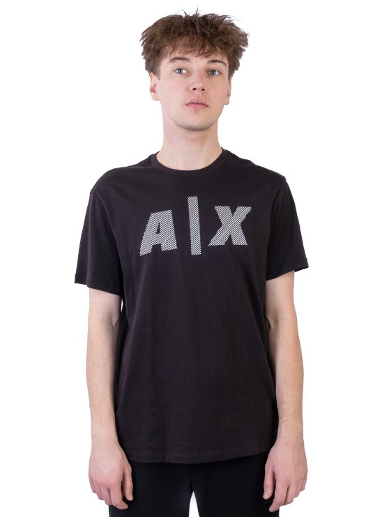 Предметная съёмка мужских футболок. Предметный фотограф в Симферополе Антон Катунин