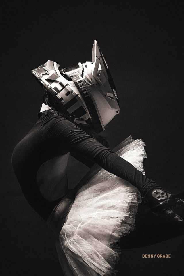 Яна Сосюра. Фотограф для маркетплейсов Михаил Бове