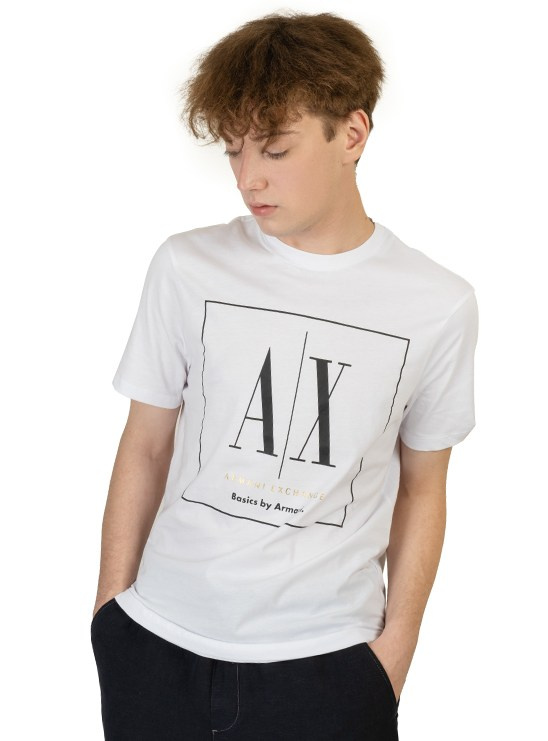 Предметная съёмка мужских футболок. Предметный фотограф в Симферополе Антон Катунин