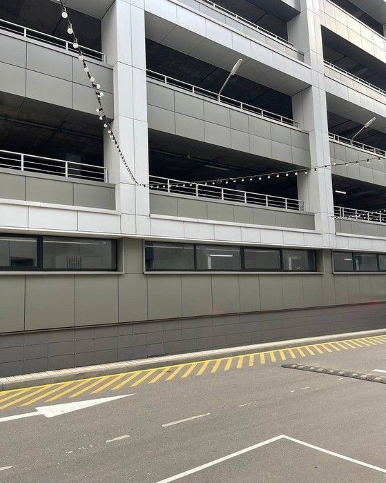 Локация для фотосессии на улице — старинный двор Москвы