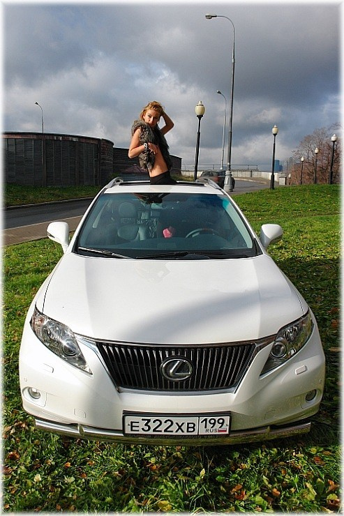 ДЕВУШКИ И АВТО. Фотограф для маркетплейсов Михаил Бове