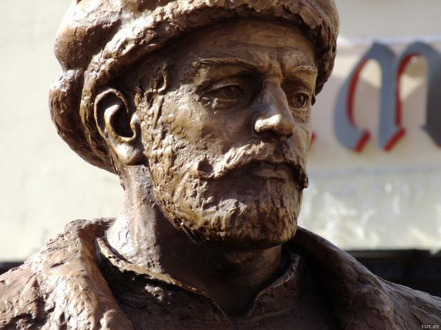 Скульптура городского войта в Минске, 2014. Скульптор Сергей Оганов, Беларусь