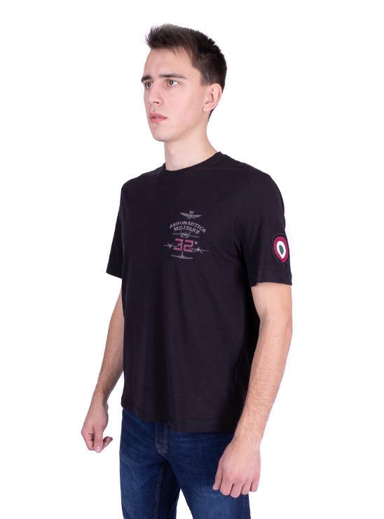 Предметная съёмка мужских футболок. Предметный фотограф в Симферополе Антон Катунин