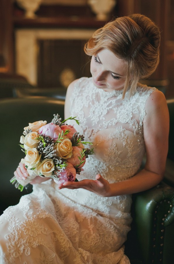 Свадебная прогулка по Санкт-Петербургу. Фотограф крещение венчание в Петербурге! Помогает подобрать храм и посоветовал душевного батюшку в СПб