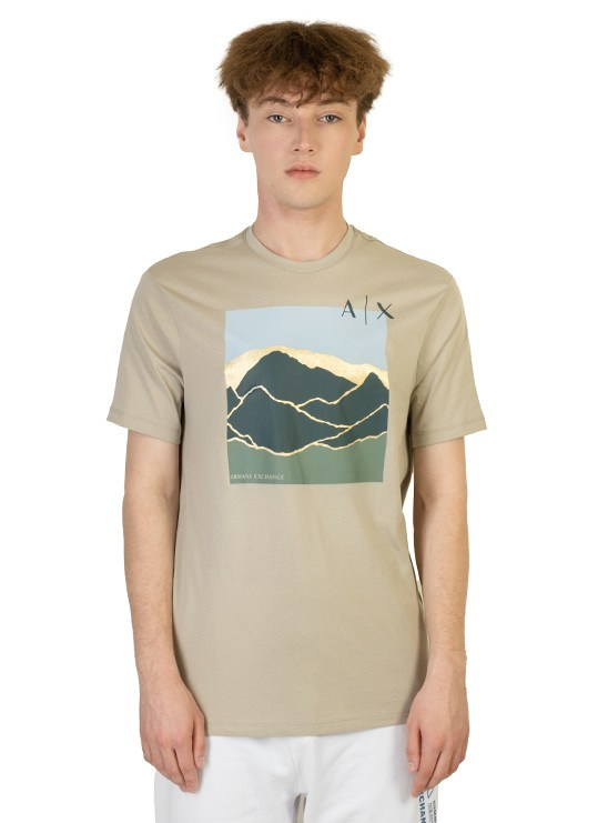 Предметная съёмка мужских футболок. Предметный фотограф в Симферополе Антон Катунин