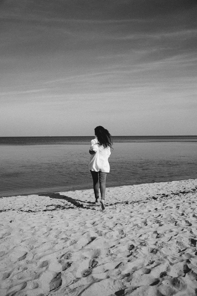 Таня / пляж. Фотограф Калининград Илья Миллер