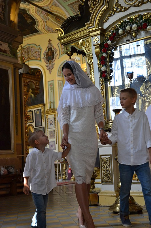 Посещение церкви. Дети. Fotounata.ru