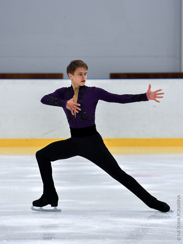 Владислав Катичев