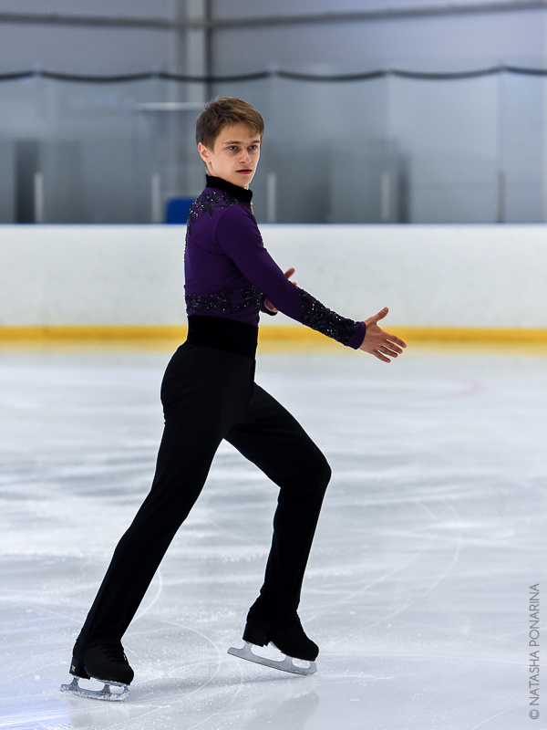 Владислав Катичев