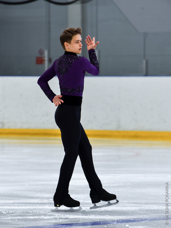 Владислав Катичев