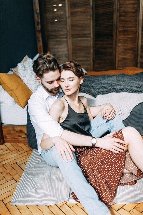 Подборка поз для парной фотосессии