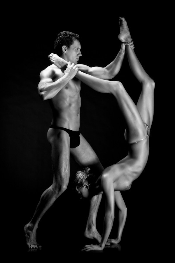 ОКСЮМОРОН Выставка. Профессиональный фотограф Дугинов Николай | Екатеринбург