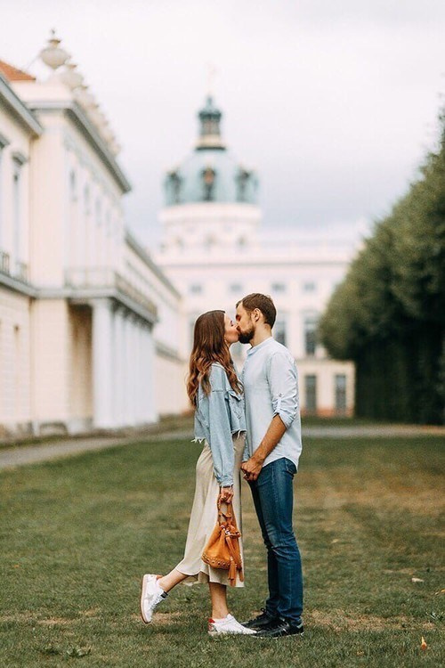 Подборка поз для парной фотосессии