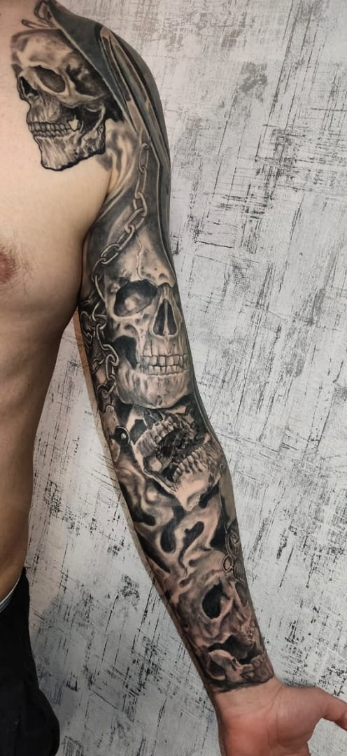 Тату. Яр Панов Арт.Картины, татуировки, роспись стен и одежды в Москве