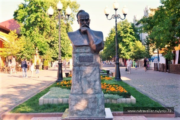 Альбом памятников и мемориалов. Автор Лындин Дмитрий Васильевич. Лындин Дмитрий Васильевич — официальный сайт скульптора