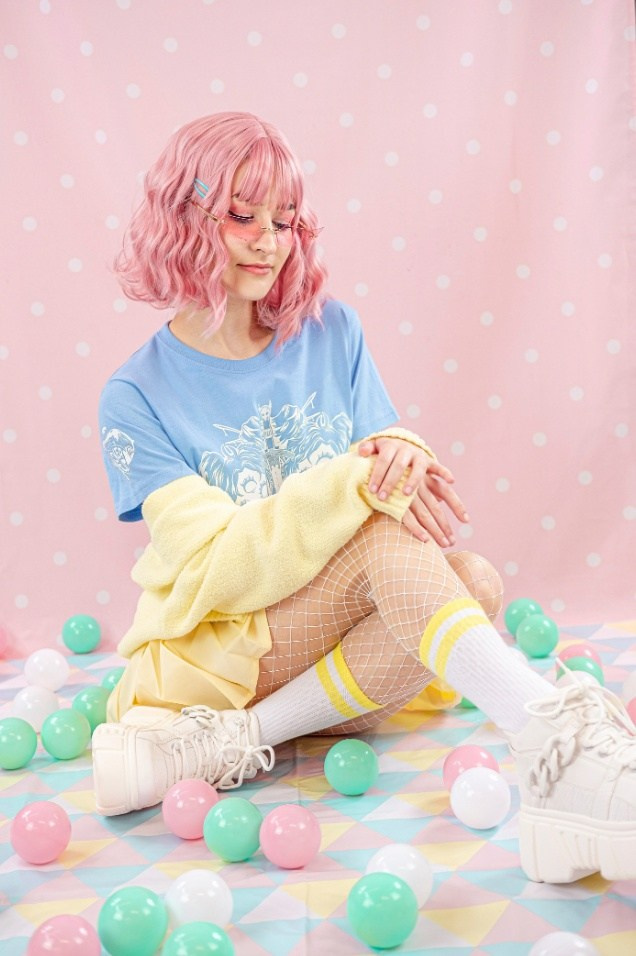 НОВЫЕ СЪЕМКИ В СТУДИИ — ОНА (ПЛАН)