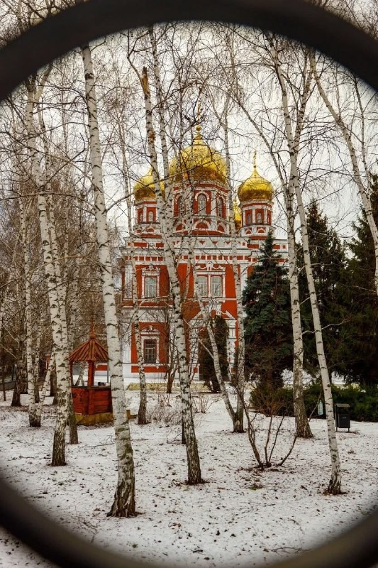 Благочинный Северо-Западного округа принял участие в Архиерейском Богослужении в соборе Покрова Пресвятой Богородицы. Саратовское Северо-Западное благочиние
