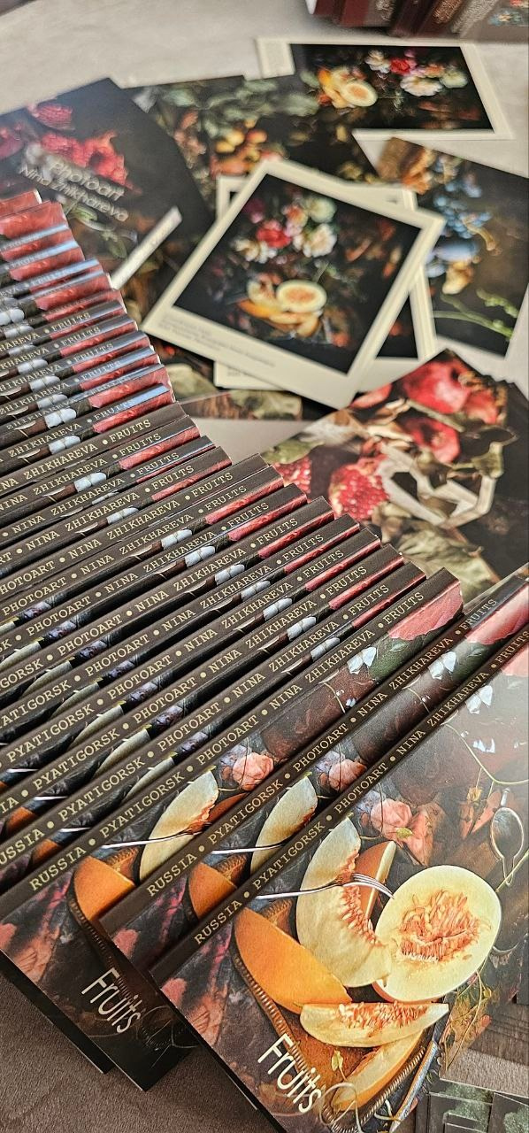 На этой странице представлены серии открыток, а также наборы открыток и закладки для книг. Печатная продукция для подарков и коллекций