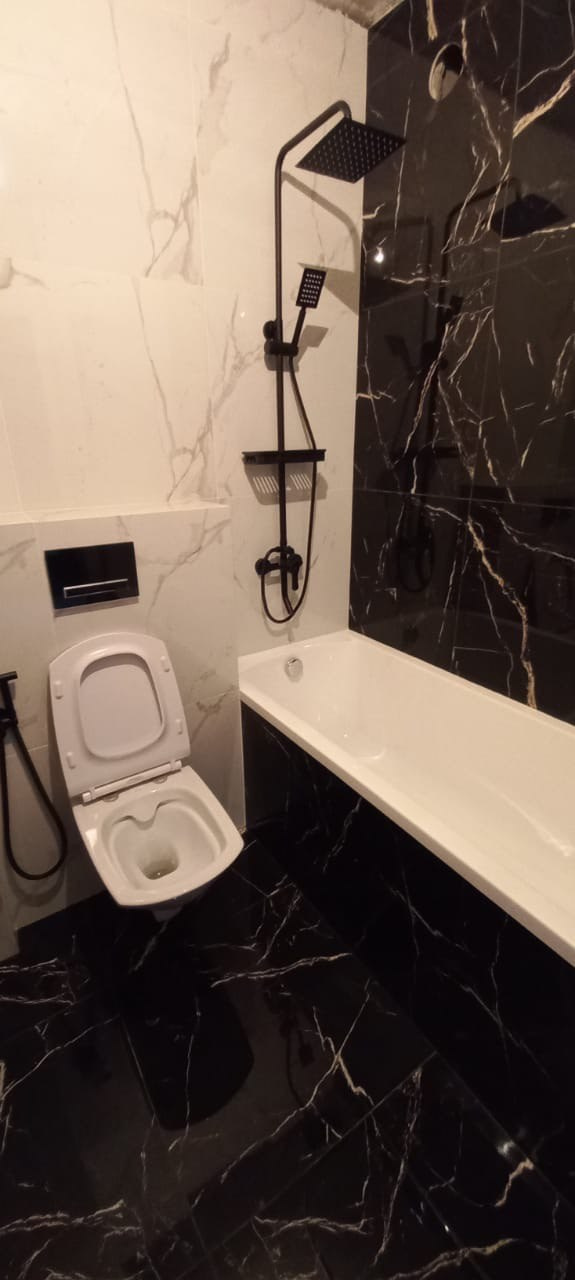 Ванная комната (с. Усады ул. Счастливая д. 13). Ремонт санузла, туалета, ванной под ключ в Казани. Укладка плитки