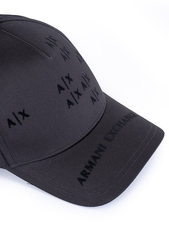 Предметная съёмка головных уборов. Предметный фотограф в Симферополе Антон Катунин