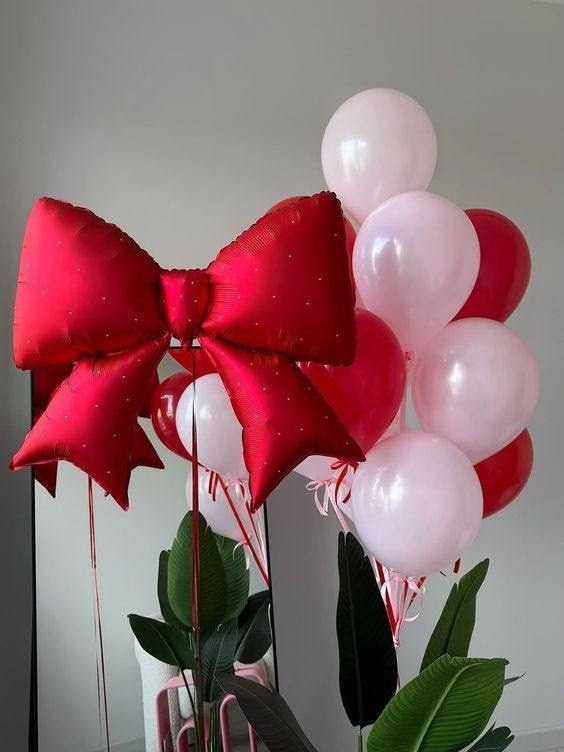 For her. Balloons and decorations in Serbia. Delivery 24/7