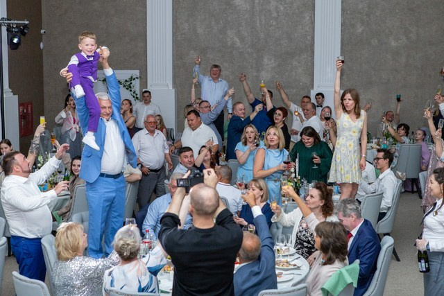 Свадьба.Денис&Эмилия. Репортажный фотограф корпоративных мероприятий; Бизнес-конференций; спортивных соревнований; Фестивалей; Культурных событий