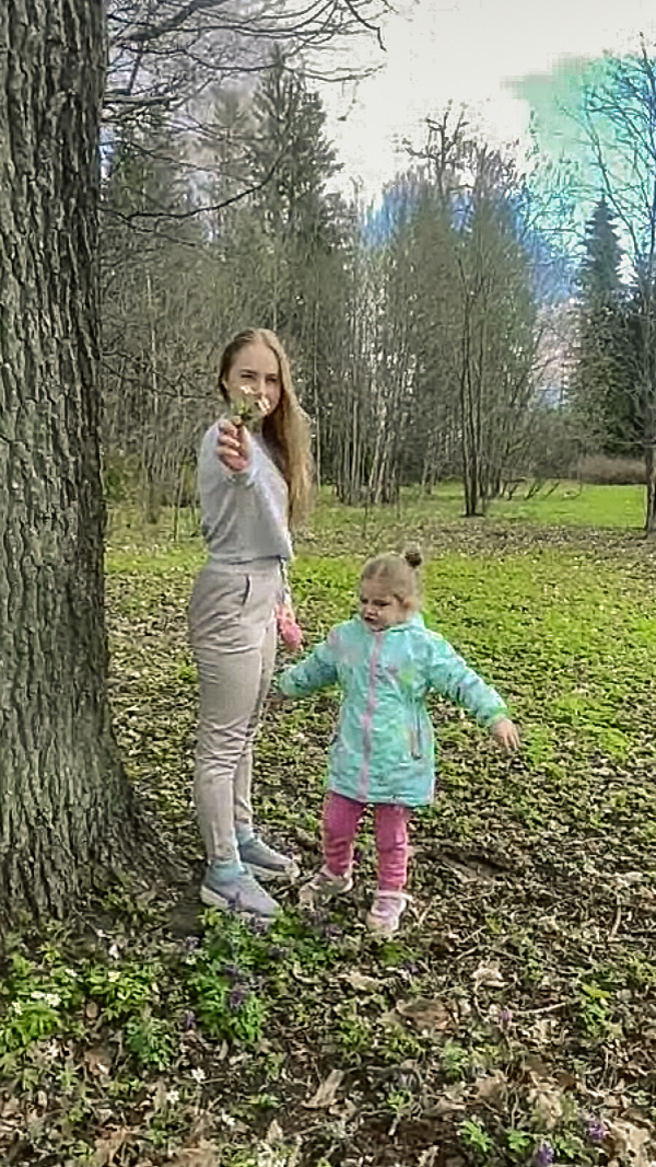 Онлайн-фотосессия: семейная фотопрогулка с Анной, Дмитрием и их детьми. Семейный и индивидуальный фотограф Life style в Санкт-Петербурге Мария