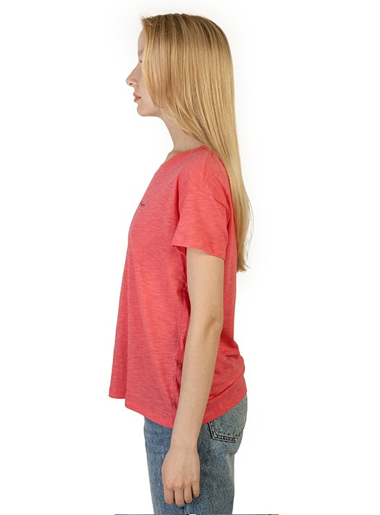 Предметная съёмка для маркетплейсов | Футболки, топы. Предметный фотограф в Симферополе Антон Катунин