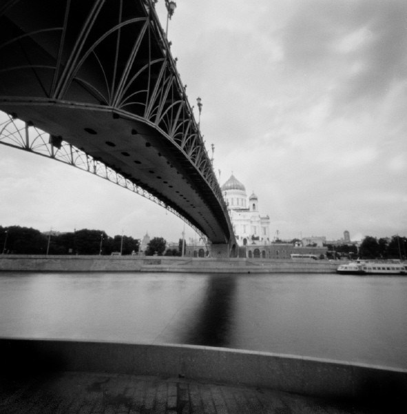 PINHOLE PHOTOS. Портретный и бизнес-фотограф в Москве Андрей Никольский