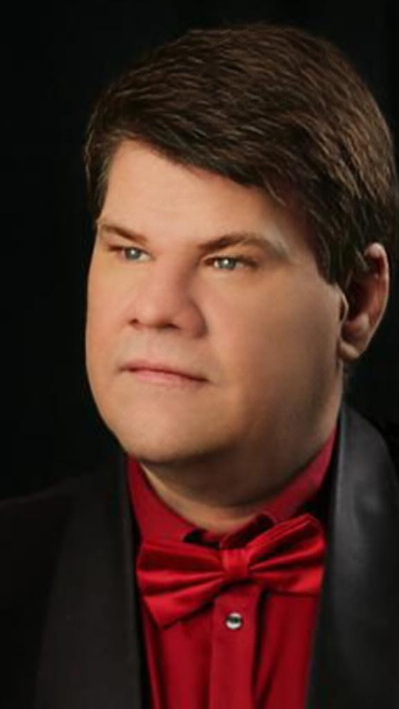 Портфолио. Саксофонист и поющий Ведущий Рустем Алюков в Уфе