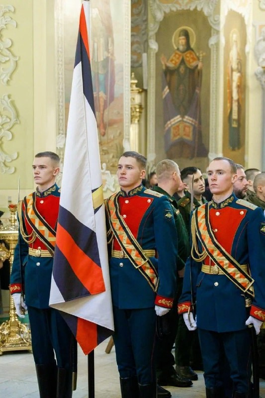 Благочинный Северо-Западного округа принял участие в Архиерейском Богослужении в соборе Покрова Пресвятой Богородицы. Саратовское Северо-Западное благочиние