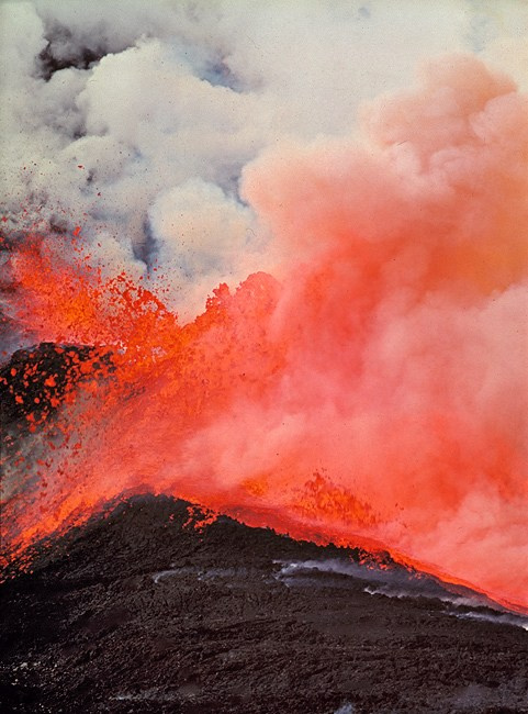 Толбачик. Выбросы жидкой лавы