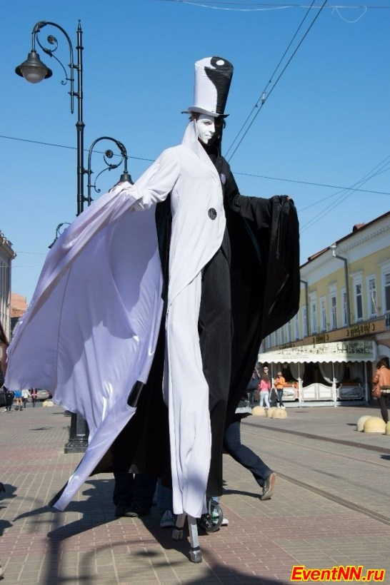 Ходули. Фотограф для маркетплейсов Михаил Бове