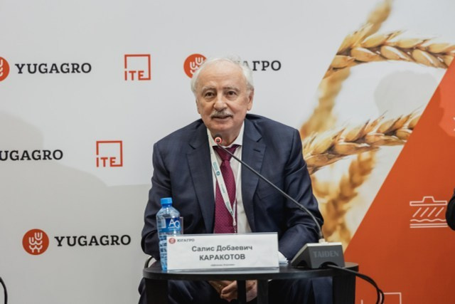 Репортажная фотосъёмка Краснодар , репортажный фотограф Краснодар, фотосъёмка выставки, фото репортаж, фотосъёмка конференция , фотограф Лагута Надежда, репортажный фотограф Краснодар. 