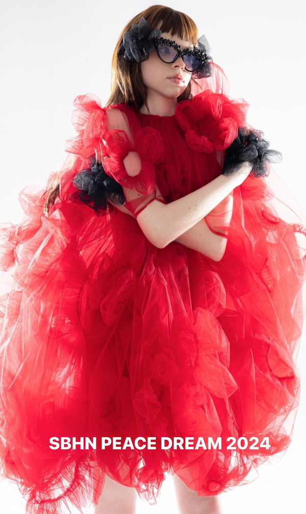 Alina Shmatova. DISTINCTIVE MODEL AGENCY. Модельное агентство специализирующиеся на зарубежном плейсменте моделей