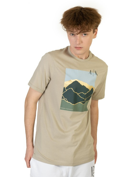 Предметная съёмка мужских футболок. Предметный фотограф в Симферополе Антон Катунин