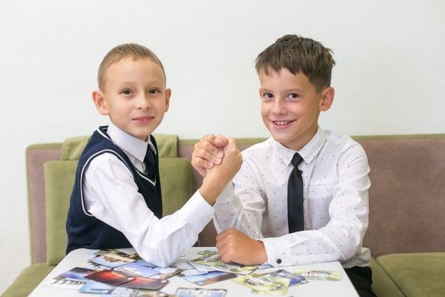 Для первоклассников!. Выпускные фотоальбомы и папки для школ и садиков в Челябинске