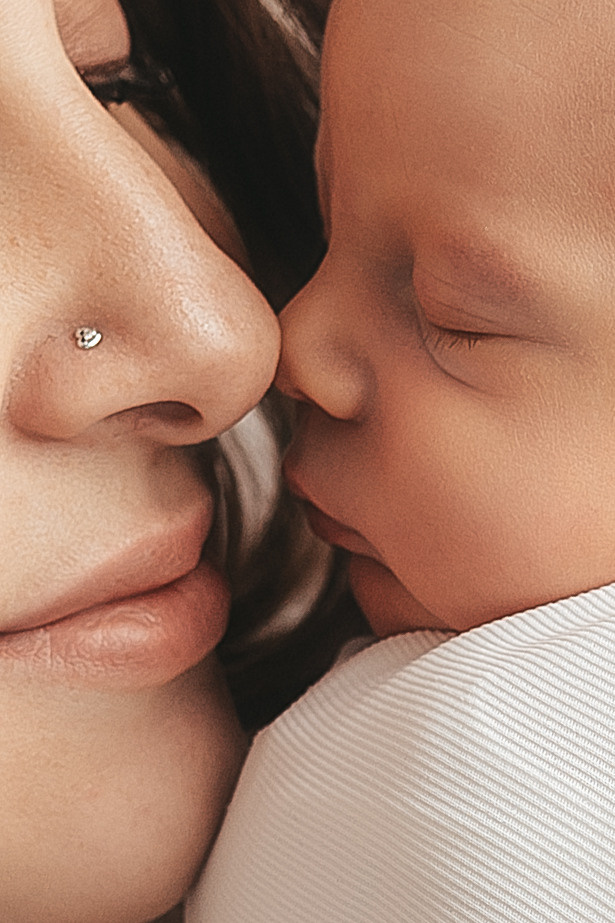 Фотосъемка новорожденных. Фотограф Крещения и Венчания в Москве