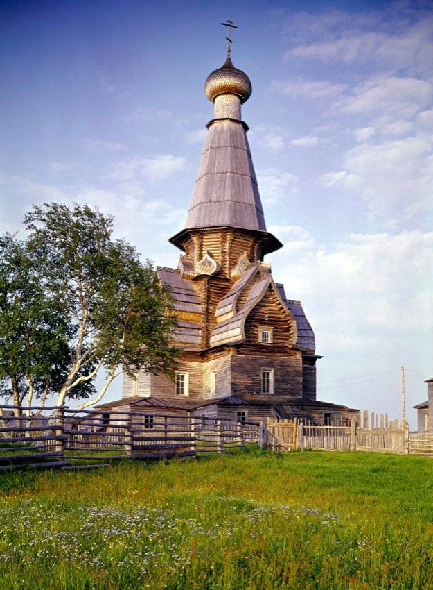 Церковь Успения Пресвятой Богородицы, 1674г. Село Варзуга, Кольский п-ов