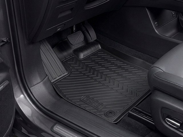 Сотрудничество с GAC Motor. Нейровизуализация каталога оригинальных аксессуаров и дополнительного оборудования. Фотограф Илья Кузьмин в Москве