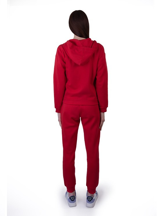 Предметная съёмка для маркетплейсов | Костюмы. Предметный фотограф в Симферополе Антон Катунин