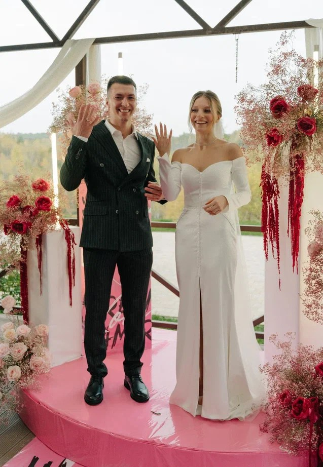 Любовь работает без VPN. Свадебный организатор Viktoria.Wedding