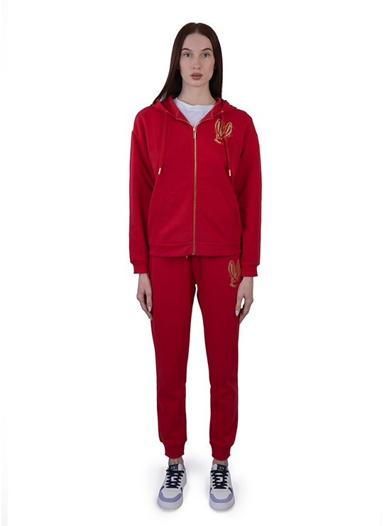 Предметная съёмка для маркетплейсов | Костюмы. Предметный фотограф в Симферополе Антон Катунин