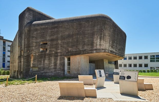 Церковь Сент-Бернадетт-дю-Банле Франция. Фотограф для маркетплейсов Михаил Бове