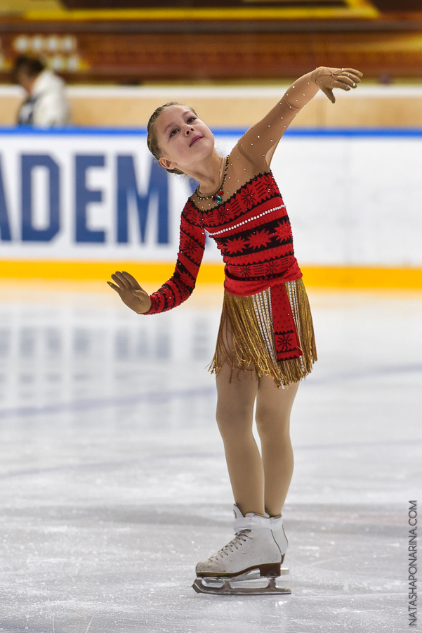 Дарья Сычугова сезон 2018/2019. ФК Фотограф в Санкт-Петербурге Наталья Понарина