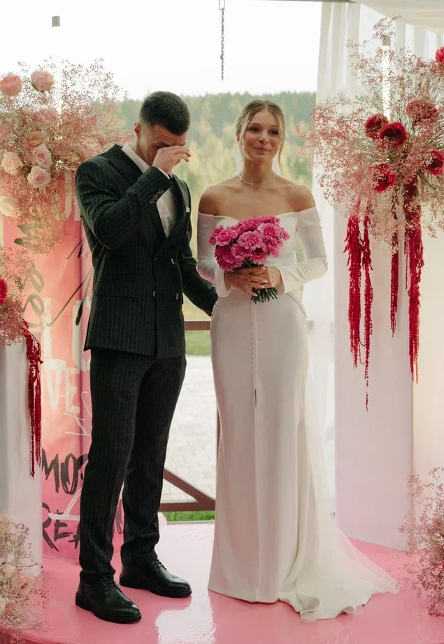 Любовь работает без VPN. Свадебный организатор Viktoria.Wedding