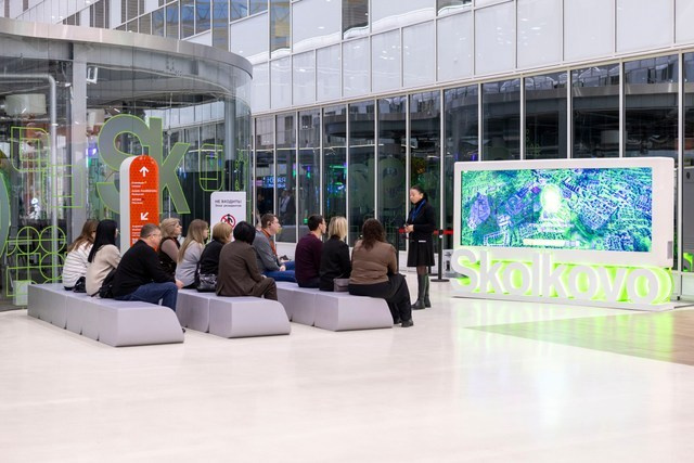 Технопарк Сколково-экскурсия. Репортажный фотограф корпоративных мероприятий; Бизнес-конференций; спортивных соревнований; Фестивалей; Культурных событий