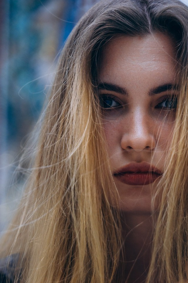 Женский портрет. Улица. Настя. Ваш фотограф в Сургуте. Елена Орехова